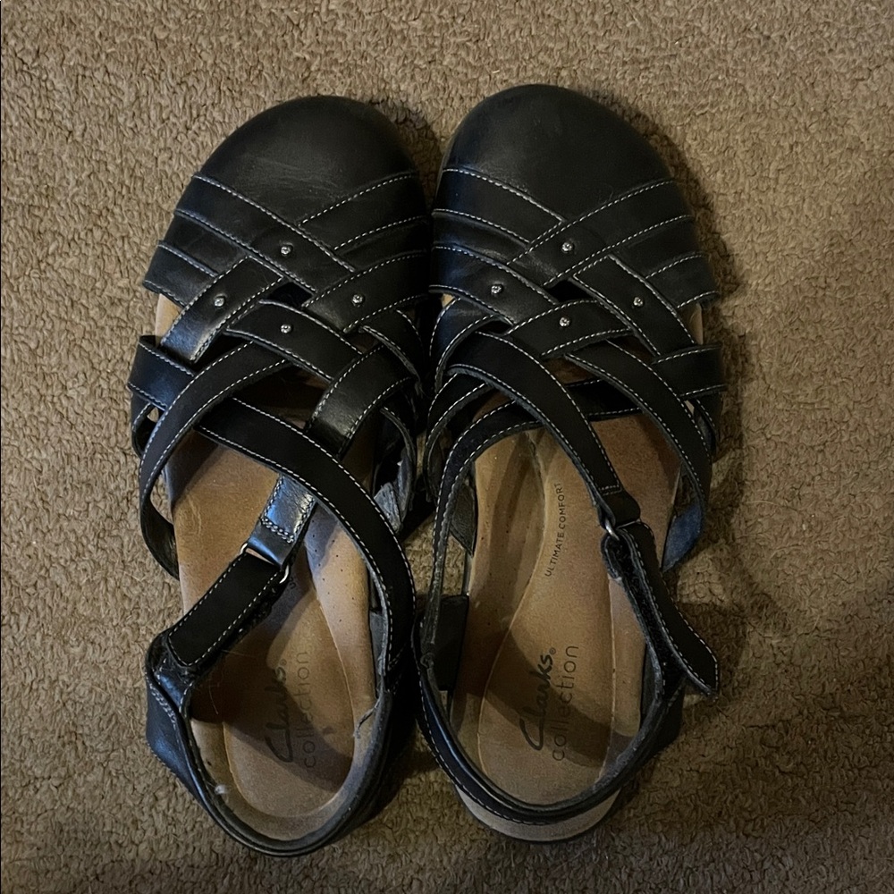Clarks Black Closed Toe Sandals 9.5